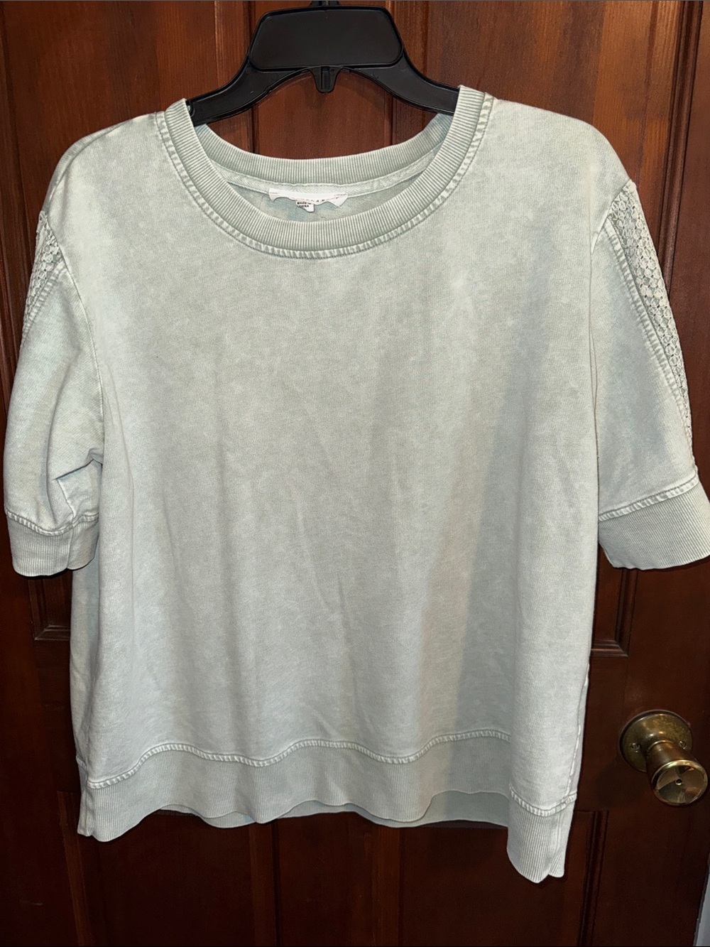 Jane and Delancey Short-Sleeve Crewneck Sweatshirt in Sage Green